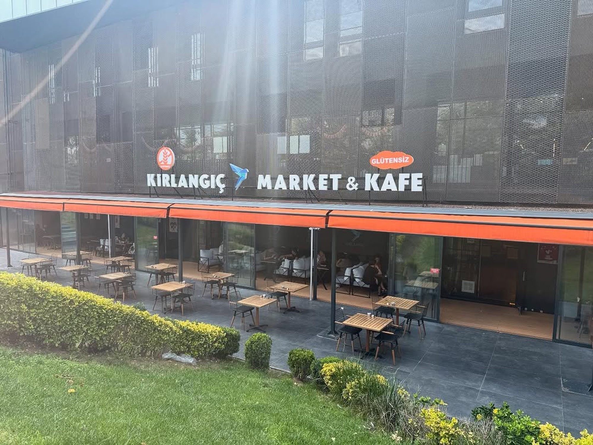 İstanbul’da Bir İlk: Glutensiz Kafe ve Market Beylikdüzü’nde Hizmete Girdi