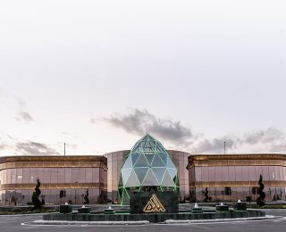 Ahlatcı Holding’in Sahibi Kimdir ?