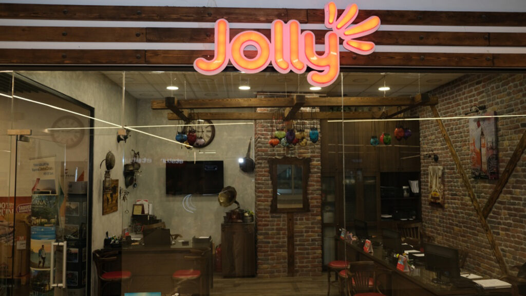 jolly tur