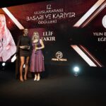 Dijital Eğitimin Yıldızı Elif Öğretmen’e Büyük Ödül