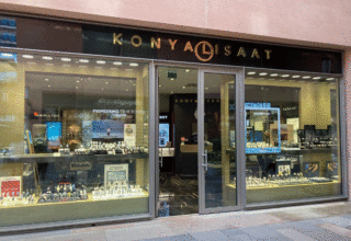 Konyalı Saat Sahibi Kimdir ?