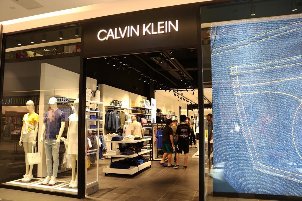 Calvin Klein'ın Sahibi Kimdir?