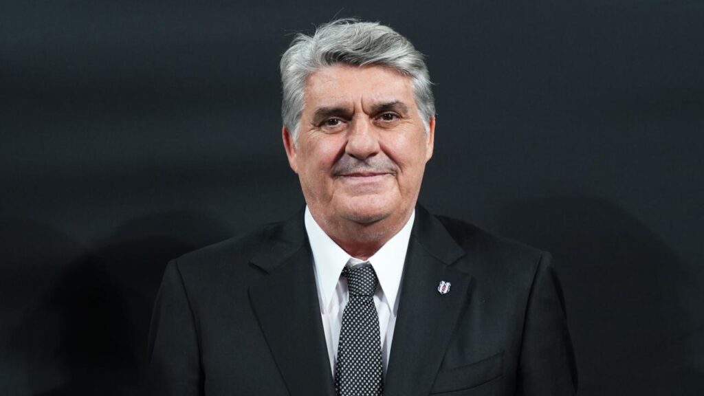 Serdal Adalı kimdir ?