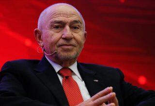 Nihat Özdemir Kimdir ?