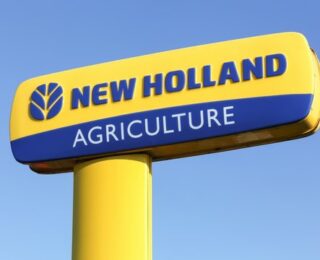 New Holland Sahibi Kimdir ?