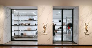 Yves Saint Laurent Sahibi Kimdir ?